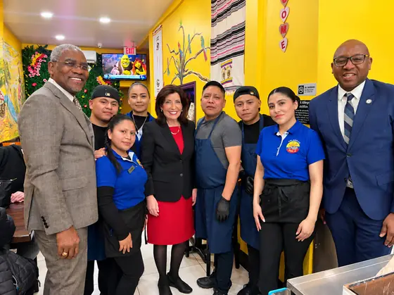 New York State Governor visiting the team at El Rinconcito Paisa 2, Hollis Queens